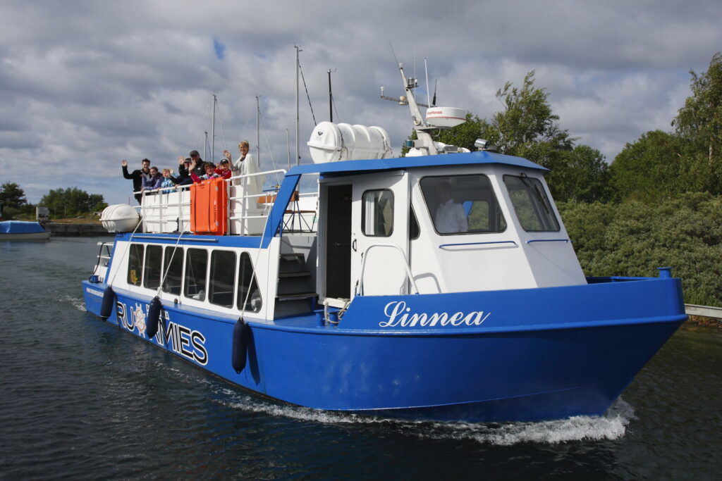 A waterbus called Mv Linnea