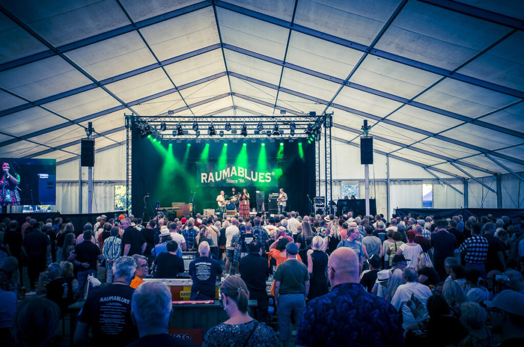 Rauma Blues main concert and audience.