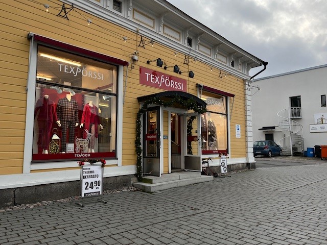 Clothing store Texpörssi in Old Rauma.